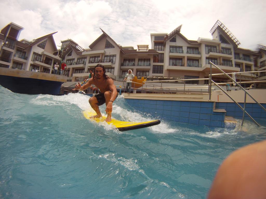 Crown Regency And Convention Center Balabag (Boracay)
