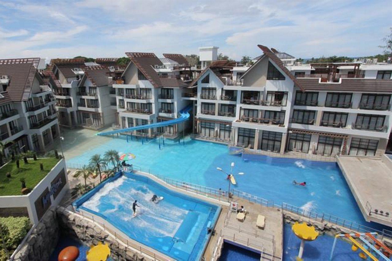 Crown Regency And Convention Center Balabag (Boracay)