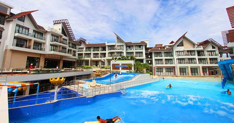 Crown Regency And Convention Center Resort Balabag (Boracay)